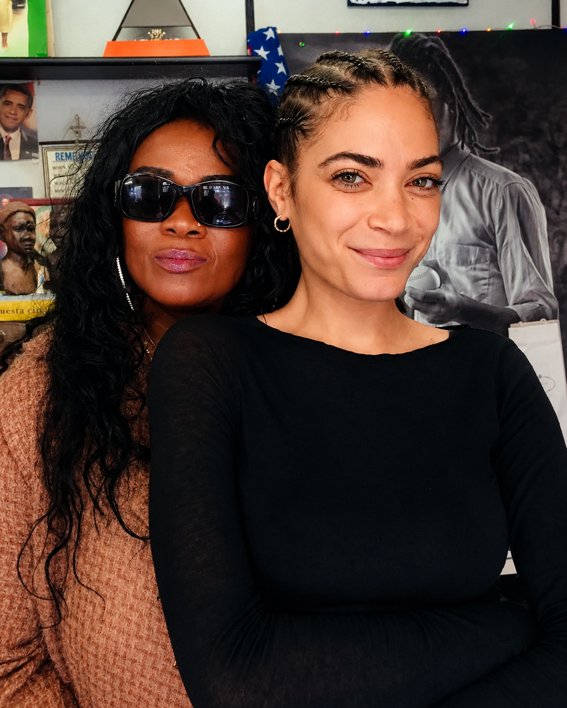 Queen Vivien con Elodie, pop star italiana — Triangolo della Moda Milano